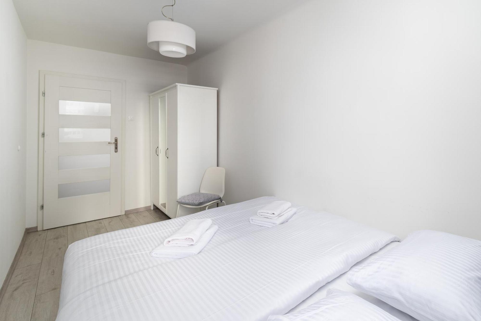 Grzybowska Blue City Centre Apartment Warsaw Exterior photo
